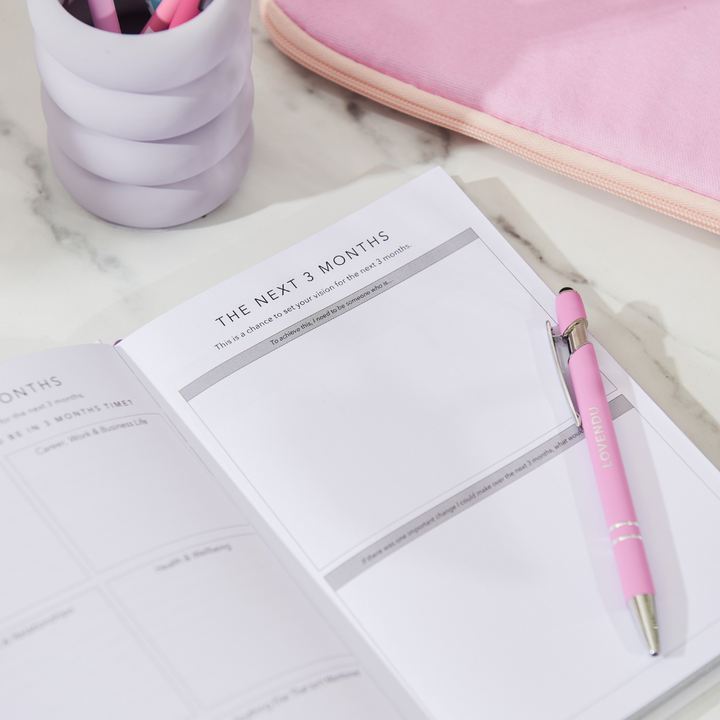 Romanticise your Life Journal